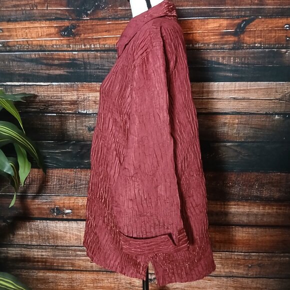 NEW Drapers & Damons Top Blouse 2X Burgundy Wine Crinkle Button Up Cuffed Sleeve - Picture 6 of 10